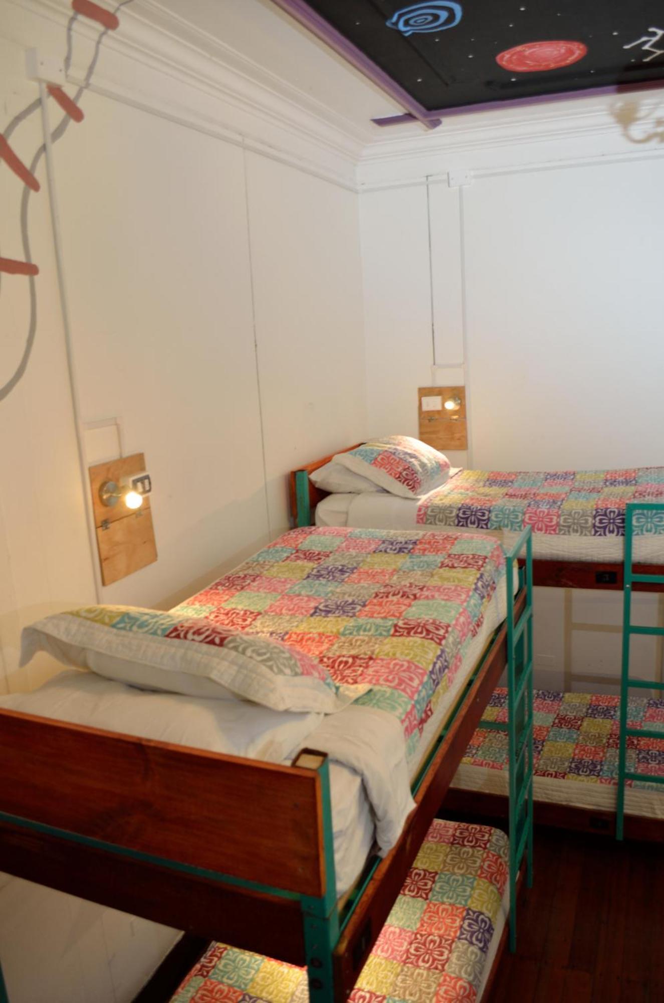 Nomada Eco-Hostal Valparaíso Pokoj fotografie